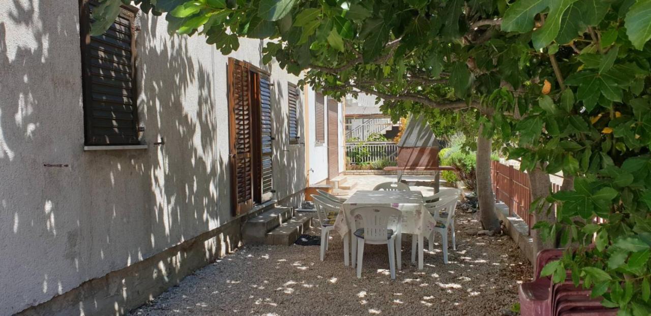 סרימה Apartments Adriana מראה חיצוני תמונה