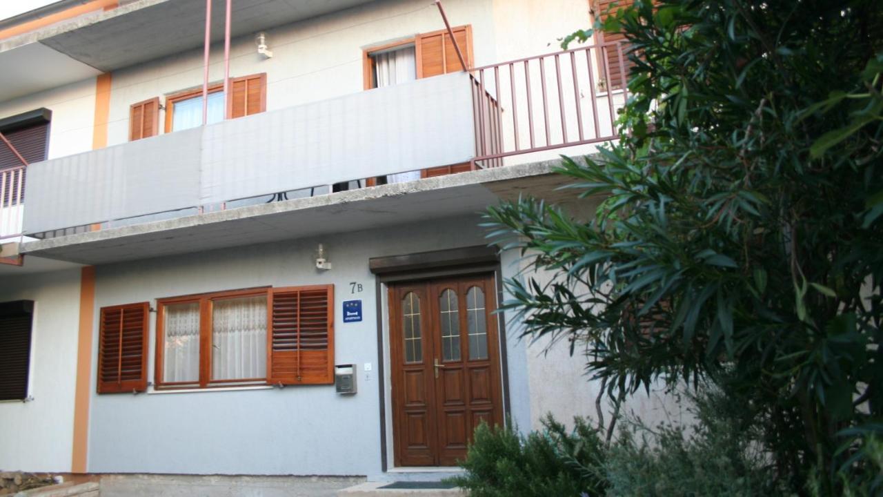 סרימה Apartments Adriana מראה חיצוני תמונה